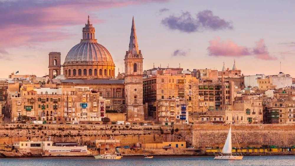 澳大利亚边境和移民局{移民澳大利亚后，如何为孩子选择托儿服务？}