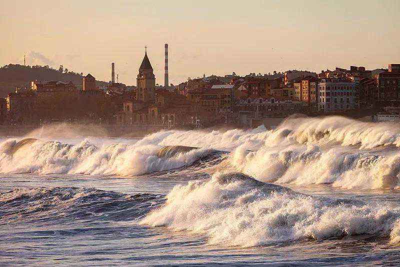 澳大利亚移民积分表（澳大利亚哪些职业容易就业，紧缺职业有哪些？）